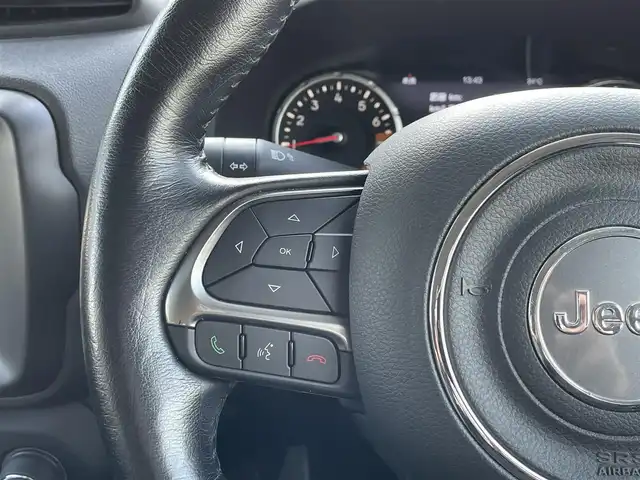 クライスラー・ジープ ジープ レネゲード リミテッド 静岡県 2019(令1)年 6.7万km グラニトクリスタル 黒革/パワーシート/シートヒーター/純正ナビ/(Bluetooth/AppleCarPlay/AUX/USB/フルセグ)/ACC/衝突被害軽減システム/ステアリングヒーター/ブラインドスポットモニター/アダブティブヘッドライト/バックカメラ/自動防眩式ルーム ミラー/前席シートバックポケット/純正17インチアルミホイール/純正フロアマット/ETC/保証書/取扱説明書