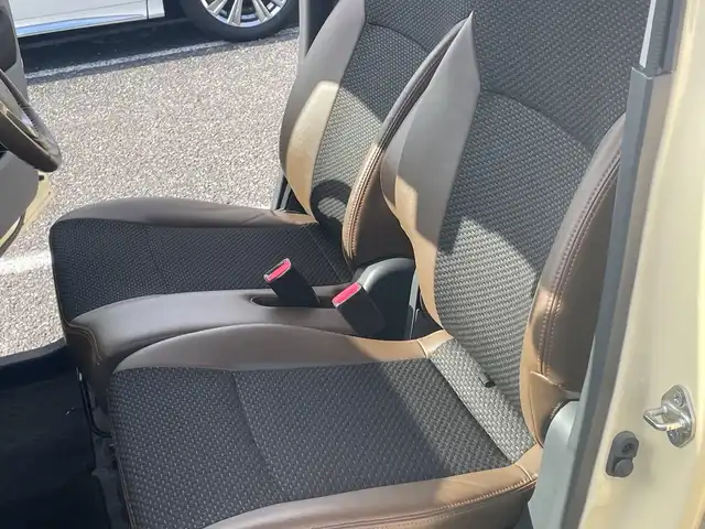 スズキ ハスラー ワンダラー 千葉県 2019(令1)年 3.5万km シフォンアイボリーメタリック/ウッディブラウン2トーンルーフ 特別仕様　ナビ　全方位カメラ　デュアルカメラブレーキサポート　ＢＴ　ＥＴＣ　ＵＳＢ　シートヒーター ステアスイッチ スマートキー ルーフレール シフォンアイボリーツートン HID オートライト