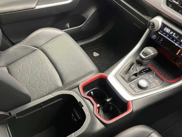 トヨタ ＲＡＶ４ アドベンチャー オフロードPKG 長野県 2022(令4)年 4.4万km グレーメタリック ４WD/純正ディスプレイオーディオ/純正ナビ/バックカメラ/Bluetooth Audio/Apple car play/D席パワーシート/前席シートヒーター/前席エアシート/ステアリングヒーター/プリクラッシュセーフティ/レーダークルーズコントロール/ブラインドスポットモニター/レーンディパーチャーアラート/オートマチックハイビーム/LEDヘッドライト/オートライト/スマートキー/コーナーセンサー