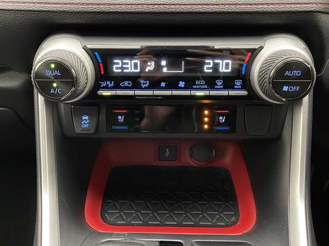 トヨタ ＲＡＶ４ アドベンチャー オフロードPKG 長野県 2022(令4)年 4.4万km グレーメタリック ４WD/純正ディスプレイオーディオ/純正ナビ/バックカメラ/Bluetooth Audio/Apple car play/D席パワーシート/前席シートヒーター/前席エアシート/ステアリングヒーター/プリクラッシュセーフティ/レーダークルーズコントロール/ブラインドスポットモニター/レーンディパーチャーアラート/オートマチックハイビーム/LEDヘッドライト/オートライト/スマートキー/コーナーセンサー