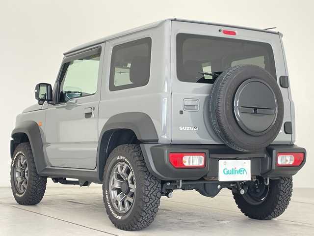 スズキ ジムニー シエラ JC 愛知県 2023(令5)年 1.7万km ミディアムグレー 9型ナビ/クルーズコントロール/シートヒーター/バックカメラ/純正アルミホイール/LEDヘッドライト/オートマチックハイビーム/ダウンヒルアシストコントロール/ドライブレコーダー/ETC/衝突軽減システム/フルセグ/CD DVD/Bluetooth/ステアリングスイッチ/スマートキー/プッシュスタート