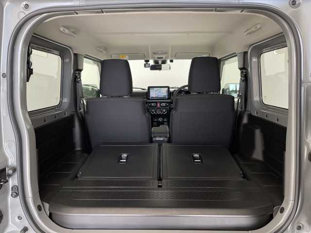 スズキ ジムニー シエラ JC 愛知県 2023(令5)年 1.7万km ミディアムグレー 9型ナビ/クルーズコントロール/シートヒーター/バックカメラ/純正アルミホイール/LEDヘッドライト/オートマチックハイビーム/ダウンヒルアシストコントロール/ドライブレコーダー/ETC/衝突軽減システム/フルセグ/CD DVD/Bluetooth/ステアリングスイッチ/スマートキー/プッシュスタート