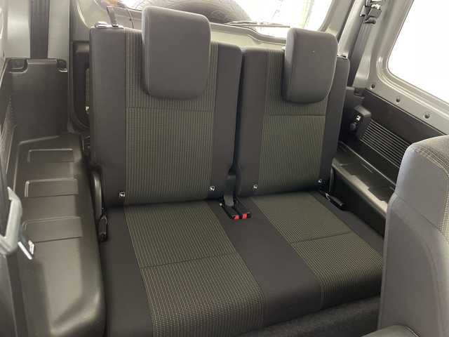 スズキ ジムニー シエラ JC 愛知県 2023(令5)年 1.7万km ミディアムグレー 9型ナビ/クルーズコントロール/シートヒーター/バックカメラ/純正アルミホイール/LEDヘッドライト/オートマチックハイビーム/ダウンヒルアシストコントロール/ドライブレコーダー/ETC/衝突軽減システム/フルセグ/CD DVD/Bluetooth/ステアリングスイッチ/スマートキー/プッシュスタート