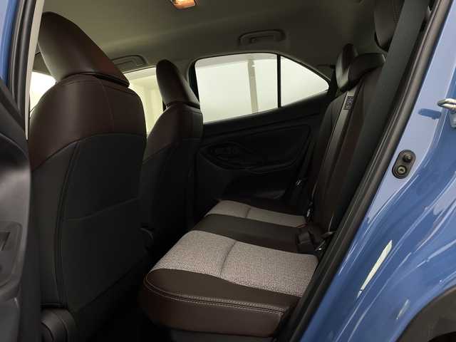 トヨタ ヤリスクロス ハイブリッド Z 新潟県 2022(令4)年 2.8万km グレイッシュブルー 4WD/トヨタセーフティセンス/2本出しマフラー/純正ディーラーナビ/Bluetooth/フルセグTV/パノラミックビューモニター/レーダークルーズコントロール/LEDオートライト/ハーフレザーシート/パワーシート/シートヒーター/純正18インチアルミホイール/電格ミラー/ウィンカーミラー/ブラインドスポットモニター/レーントレーシングアラート/スマートキー/ビルトインETC