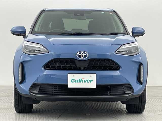 トヨタ ヤリスクロス ハイブリッド Z 新潟県 2022(令4)年 2.8万km グレイッシュブルー 4WD/トヨタセーフティセンス/2本出しマフラー/純正ディーラーナビ/Bluetooth/フルセグTV/パノラミックビューモニター/レーダークルーズコントロール/LEDオートライト/ハーフレザーシート/パワーシート/シートヒーター/純正18インチアルミホイール/電格ミラー/ウィンカーミラー/ブラインドスポットモニター/レーントレーシングアラート/スマートキー/ビルトインETC