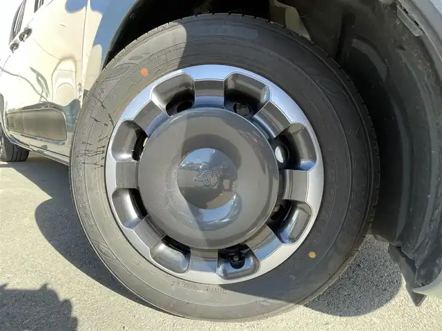 トヨタ シエンタ ハイブリッド Z 東京都 2025(令7)年 1.5万km アーバンカーキ 純正ナビ　/Bluetooth　/フルセグTV　/全周囲カメラ　/両側電動スライドドア　/レーダークルーズコントロールシステム　/BSM　/ドライブレコーダー　/純正フロアマット　/純正LED　/衝突被害軽減システム/ABS/横滑り防止装置/コーナーセンサー/レーンアシスト/盗難防止装置/オートライト/オートマチックハイビーム