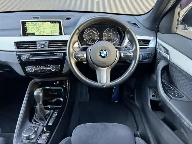 ＢＭＷ Ｘ１ xDrive 18d Mスポーツ 福岡県 2018(平30)年 4.6万km アルピンホワイトⅢ アドバンスドアクティブセーフティーパッケージ/・アクティブクルーズコントロール/・インテリジェントセーフティ/コンフォートパッケージ/・オートマチックテールゲート(キックセンサー付)/・メモリ付き電動フロント・シート/・コンフォートアクセス/ヘッドアップディスプレイ/純正ナビ/フルセグTV/バックカメラ/Bluetooth/DVD/シートヒーター/スライディングリアシート/純正AW