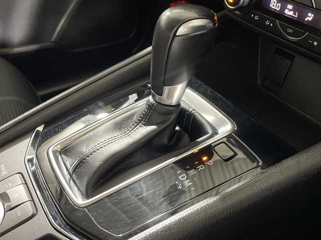 マツダ ＣＸ－５ XD プロアクティブ 福岡県 2018(平30)年 7.4万km スノーフレイクホワイトパールマイカ 【メーカーOP】/ドライビングポジションサポートパッケージ/運転席10wayパワーシート＆シートメモリー/運転席＆助手席シートヒーター/ステアリングヒーター/CD/DVDプレーヤー＋地上デジタルテレビチューナー/360度ビューモニター＋フロントパーキングセンサー/【主要装備】/アルパイン後席フリップダウンモニター/純正ナビ　/バックカメラ　/レーダークルーズコントロール　/スマートキー　/プッシュスタート　/純正１９インチアルミホイール　/ＥＴＣ　/ドラレコ/LEDヘッドライト/プリクラッシュセーフティ/横滑り防止機能/スペアキー有り