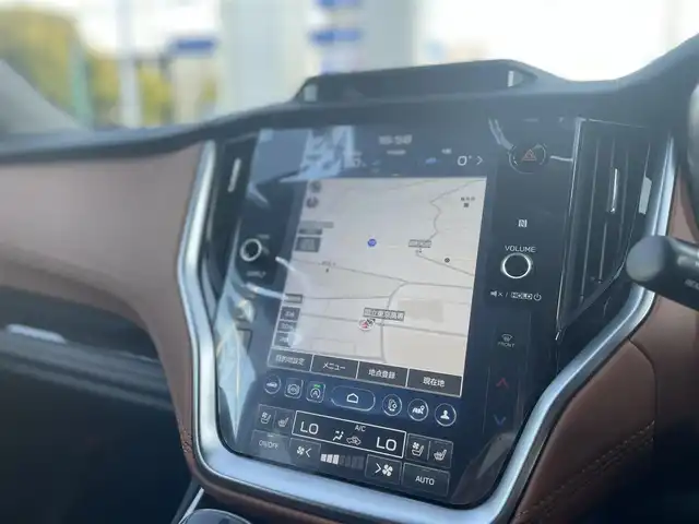 スバル アウトバック リミテッドEX 東京都 2023(令5)年 2.1万km クリスタルホワイトP ワンオーナー/純正ナビ/(・Bluetooth・フルセグ)/アイサイト/STIフレキシブルタワーバー /ドライブレコーダー/バックカメラ/サイドカメラ/パワーバックドア/オートハイビーム/レザーシート /ルーフレール/プッシュスタート/ETC/保証書/取説書