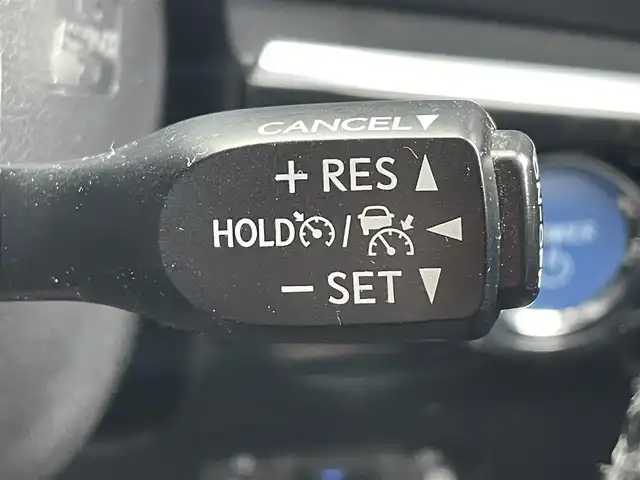 トヨタ プリウス ＰＨＶ A レザーパッケージ 福岡県 2018(平30)年 6.3万km スティールブロンドM 黒革シート/メーカー純正ナビ/フルセグＴＶ/ブルートゥース/バックカメラ/衝突軽減/ＢＳＭ/レーダークルーズコントロール/前席シートヒーター/パワーシート/ＥＴＣ２．０/クリアランスソナー/ＬＤＡ
