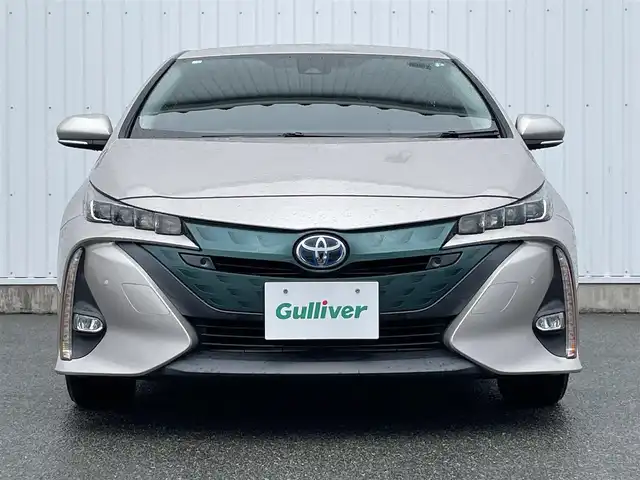 トヨタ プリウス ＰＨＶ A レザーパッケージ 福岡県 2018(平30)年 6.3万km スティールブロンドM 黒革シート/メーカー純正ナビ/フルセグＴＶ/ブルートゥース/バックカメラ/衝突軽減/ＢＳＭ/レーダークルーズコントロール/前席シートヒーター/パワーシート/ＥＴＣ２．０/クリアランスソナー/ＬＤＡ