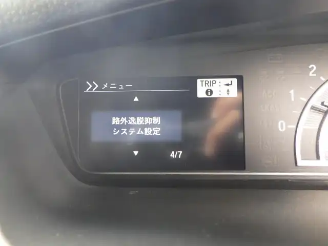ホンダ Ｎ ＢＯＸ カスタム L 千葉県 2021(令3)年 4.4万km プラチナホワイトパール 155/65R14/ホンダセンシング/・衝突軽減ブレーキ（CMBS）/・車線維持支援システム（LKAS）/・アダプティブクルーズコントロール（ACC）/・後方誤発進抑制機能/・誤発進抑制機能/両側パワースライドドア/前席シートヒーター/社外メモリーナビ/地デジTV/【DVD/CD再生機能　Bluetooth接続】/バックカメラ/ETC/LEDヘッドライト/フォグライト/ウインカーミラー/リアコーナーセンサー/サイド/カーテンエアバッグ/Honda スマートキー