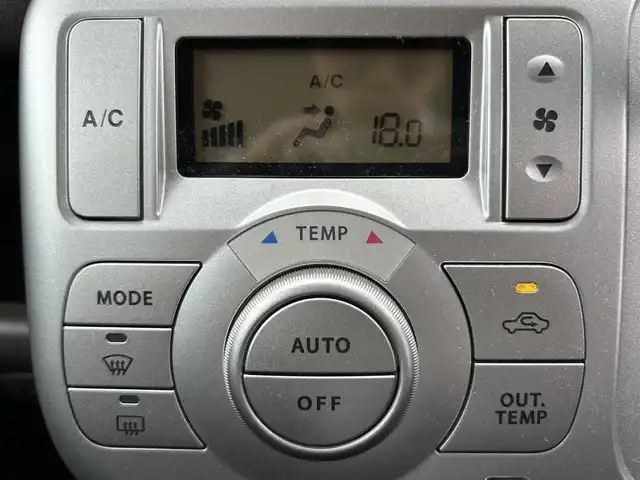 日産 モコ E ショコラティエ 滋賀県 2010(平22)年 3.7万km スノーパールホワイト 純正オーディオ（CD/AM/FM)/フラットシート/純フロアマット/電動格納ミラー/取扱説明書/保障書