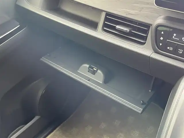ホンダ Ｎ ＯＮＥ プレミアム ツアラー 宮城県 2020(令2)年 1.4万km ブリティッシュグリーンP 禁煙車/ターボ/純正ナビ/純正15インチアルミホイール/ETC/KENWOODドライブレコーダー/MTモード付/バックカメラ/スマートキー/シートヒーター/プッシュボタン/アイドリングストップ/LEDヘッドライト/LEDフォグランプ/ホンダセンシング/ABS/衝突被害軽減システム/横滑り防止装置/レーンキープアシスト/エアバッグ
