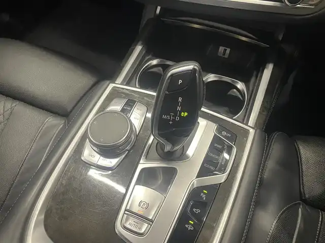 ＢＭＷ ７４０ｉ Mスポーツ 群馬県 2016(平28)年 4.1万km サファイアブラックP ワンオーナー/サンルーフ/Harman/kardon/ヘッドアップディスプレイ/シートベンチレーション/純正ナビ/全方位カメラ/ACC/スマートキー/コーナーセンサー/オートハイビーム