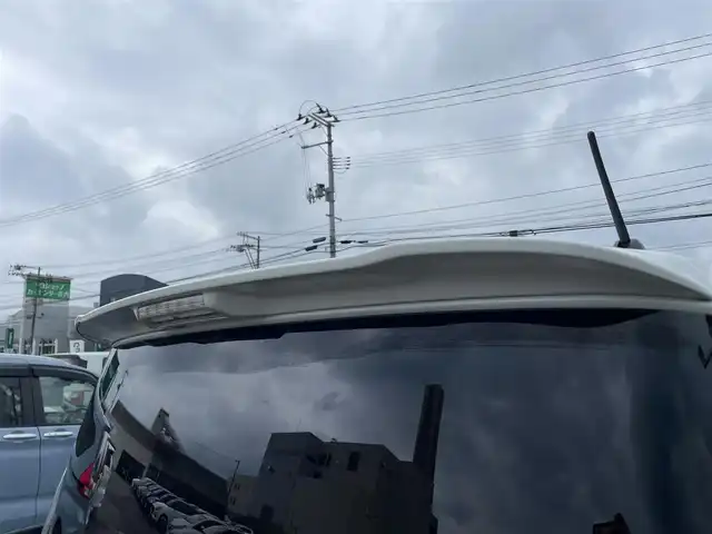 スズキ ソリオ HV MZ 山形県 2022(令4)年 4.4万km ピュアホワイトP 4WD/衝突軽減ブレーキ/両側パワースライドドア/全方位カメラ/純正10インチナビ/　【CD DVD SD USB BT】/フルセグTV/ETC/ステアリングスイッチ/レーダークルーズコントロール/アイドリングストップ/横滑り防止装置/シートヒーター/ミラーヒーター/純正アルミ/LEDライト/フォグランプ/ウィンカーミラー/純正フロアマット/ドアバイザー