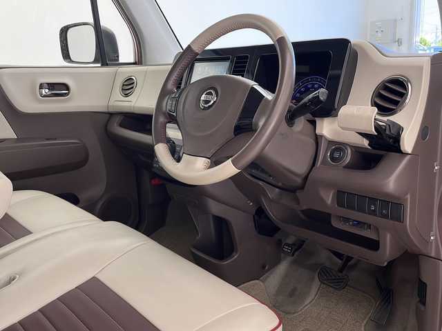 日産 モコ ドルチェX 沖縄県 2014(平26)年 8.8万km モコピーチ 純正ナビ（MC314D-A）/bluetooth/フルセグTV/ＣＤ/ＤＶＤ/ＥＴＣ/アイドリングストップ/オートライト/純正１４インチアルミホイール/純正フロアマット/プッシュスタート/スマートキー/スペアキー/シートカバー/ＡＡＣ