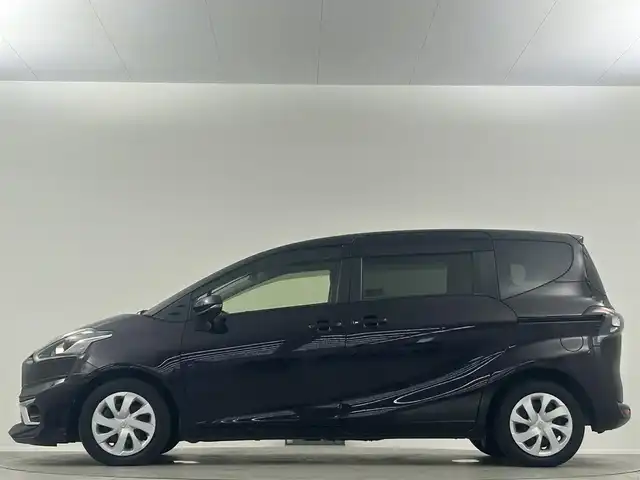 トヨタ シエンタ G クエロ 埼玉県 2017(平29)年 4.8万km クールボルドーガラスフレーク 純正ナビ　Bluetooth　フルセグ　モデリスタエアロ　ドライブレコーダー　トヨタセーフティセンス　両側パワースライドドア　ビルトインETC　バックカメラ　ＬＥＤヘッドライト　オートライト
