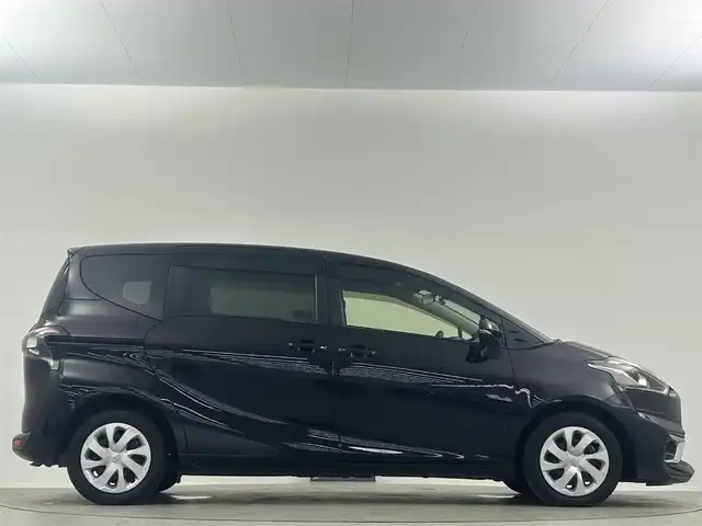 トヨタ シエンタ G クエロ 埼玉県 2017(平29)年 4.8万km クールボルドーガラスフレーク 純正ナビ　Bluetooth　フルセグ　モデリスタエアロ　ドライブレコーダー　トヨタセーフティセンス　両側パワースライドドア　ビルトインETC　バックカメラ　ＬＥＤヘッドライト　オートライト