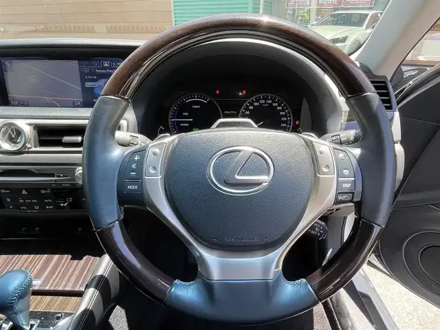 レクサス ＧＳ 450h バージョンL 長野県 2012(平24)年 6.4万km ホワイトパールクリスタルシャイン ワンオーナー/純正ナビ/・Bluetooth/CD/DVD/TV/バックカメラ/純正ETC/クルーズコントロール追走あり/純正フロアマット/メモリパワーシート/前席シートヒーター/前席エアシート/レザーシート/純正１８インチAW/前後コーナーセンサー/パドルシフト/電格ミラー/スペアキー/カードキー/取り扱い説明書/保証書