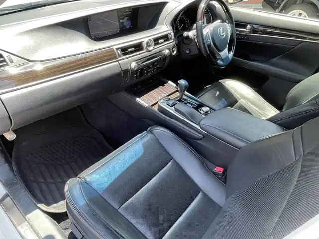 レクサス ＧＳ 450h バージョンL 長野県 2012(平24)年 6.4万km ホワイトパールクリスタルシャイン ワンオーナー/純正ナビ/・Bluetooth/CD/DVD/TV/バックカメラ/純正ETC/クルーズコントロール追走あり/純正フロアマット/メモリパワーシート/前席シートヒーター/前席エアシート/レザーシート/純正１８インチAW/前後コーナーセンサー/パドルシフト/電格ミラー/スペアキー/カードキー/取り扱い説明書/保証書