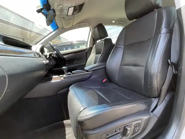 レクサス ＧＳ 450h バージョンL 長野県 2012(平24)年 6.4万km ホワイトパールクリスタルシャイン ワンオーナー/純正ナビ/・Bluetooth/CD/DVD/TV/バックカメラ/純正ETC/クルーズコントロール追走あり/純正フロアマット/メモリパワーシート/前席シートヒーター/前席エアシート/レザーシート/純正１８インチAW/前後コーナーセンサー/パドルシフト/電格ミラー/スペアキー/カードキー/取り扱い説明書/保証書
