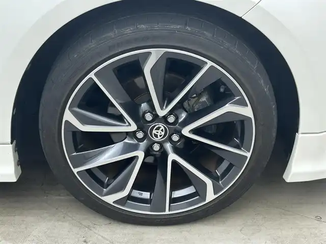 トヨタ カローラ スポーツ G Z 岡山県 2019(平31)年 5.2万km ホワイトパールクリスタルシャイン ＴＲＤエアロ/純正9インチＳＤナビゲーション/(CD/DVD/SD/BT/HDMI/フルセグTV)/バックモニター/ビルトインETC/純正ドライブレコーダー前方/前席シートヒーター/衝突軽減ブレーキ/レーダークルーズコントロール/レーンキープアシスト/オートハイビームアシスト/LEDオートヘッドライト/純正18インチAW/スマートキー