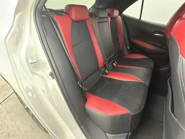 トヨタ カローラ スポーツ G Z 岡山県 2019(平31)年 5.2万km ホワイトパールクリスタルシャイン ＴＲＤエアロ/純正9インチＳＤナビゲーション/(CD/DVD/SD/BT/HDMI/フルセグTV)/バックモニター/ビルトインETC/純正ドライブレコーダー前方/前席シートヒーター/衝突軽減ブレーキ/レーダークルーズコントロール/レーンキープアシスト/オートハイビームアシスト/LEDオートヘッドライト/純正18インチAW/スマートキー