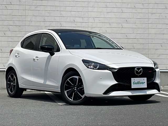 マツダ マツダ２ XD スポルト+ 山形県 2023(令5)年 1.9万km スノーフレイクホワイトパールマイカ 禁煙車/アドバンスト・スマート・シティ・ブレーキ・サポート /i-ACTIVSENSE/・トラクションコントロールシステム（ＴＣＳ）/・アイ・ストップ（ｉ－ｓｔｏｐ）/・マツダ・レーダー・クルーズ・コントロール（ＭＲＣＣ）/・レーンキープ・アシスト・システム（ＬＡＳ）/パーキングセンサー/３６０°ビューモニター/ブラインドスポットモニター/ヘッドアップディスプレイ/ハーフレザーシート/純正ナビ（CD.DVD.BT.USB.AUX.SD)/フルセグ/シートヒーター/ステアリングヒーター/ビルトインETC/ドライブレコーダー/LEDヘッドライト/プッシュスタート/スマートキー