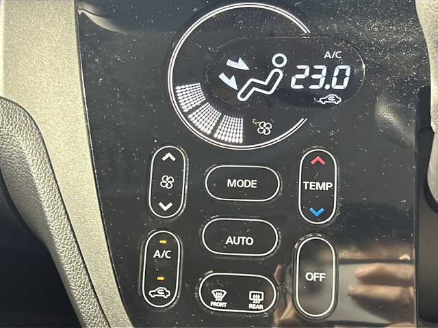 日産 デイズ ルークス ハイウェイスター Gターボ 沖縄県 2018(平30)年 2.3万km プレミアムパープルP 両側パワースライドドア/禁煙車/エマージェンシーブレーキ/純正インチナビ/・AM/FM/CD/DVD/フルセグTV/・Bluetooth/USB/・バックカメラ/全周囲カメラ/クルコン/後席サーキュレーター/ステアリングリモコン/ディスプレイ付自動防眩式ルームミラー/純正LEDヘッドライト/フォグランプ/ベンチシート/オートライト/オートマッチックハイビーム/取扱説明書/保証書