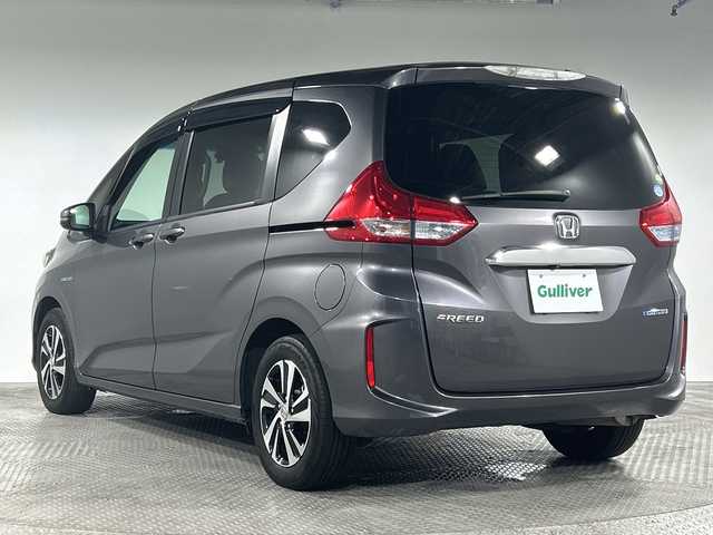 ホンダ フリード ハイブリット EX 神奈川県 2018(平30)年 7万km モダンスティールM 純正7型SDナビ/BT/フルセグ/CD/DVD/ETC/前後ドライブレコーダー/バックカメラ/前者追従クルーズコントロール/両側パワースライドドア/ステアリングリモコン/ハーフレザーシート/シートヒーター/ABS/横滑り防止装置