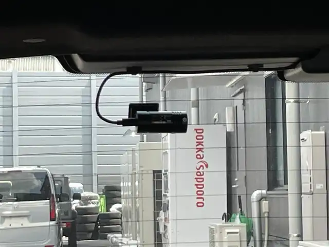 日産 ノート e－パワー ニスモ 滋賀県 2017(平29)年 3万km スーパーブラック 純正ナビ/Bluetooth/CD/DVD/SD/AUX/フルセグテレビ/アラウンドビューモニター/ETC/インテリジェントエマージェンシーブレーキ/車線逸脱警報/純正フロアマット/前後ドライブレコーダー/LEDヘッドライト/プッシュスタート /スマートキー/スペアキー