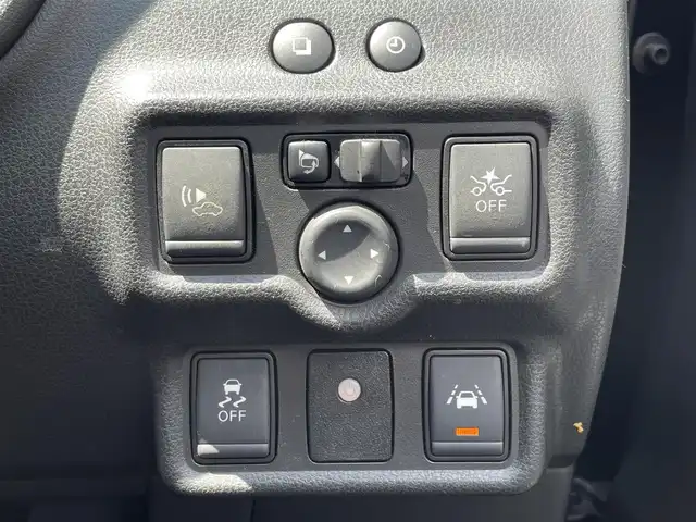 日産 ノート e－パワー ニスモ 滋賀県 2017(平29)年 3万km スーパーブラック 純正ナビ/Bluetooth/CD/DVD/SD/AUX/フルセグテレビ/アラウンドビューモニター/ETC/インテリジェントエマージェンシーブレーキ/車線逸脱警報/純正フロアマット/前後ドライブレコーダー/LEDヘッドライト/プッシュスタート /スマートキー/スペアキー
