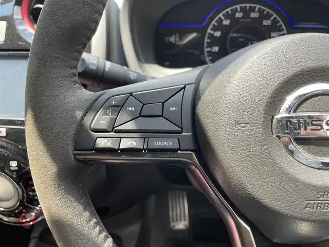 日産 ノート e－パワー ニスモ 滋賀県 2017(平29)年 3万km スーパーブラック 純正ナビ/Bluetooth/CD/DVD/SD/AUX/フルセグテレビ/アラウンドビューモニター/ETC/インテリジェントエマージェンシーブレーキ/車線逸脱警報/純正フロアマット/前後ドライブレコーダー/LEDヘッドライト/プッシュスタート /スマートキー/スペアキー