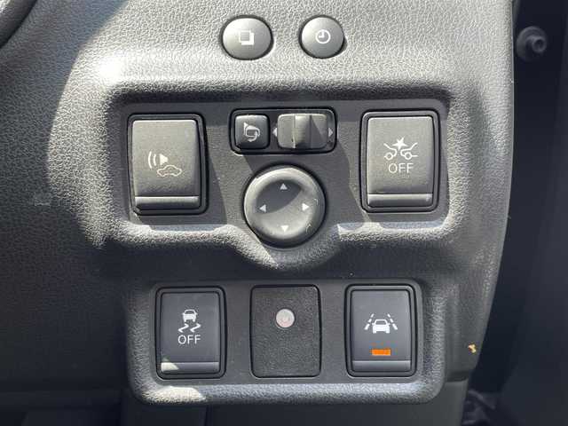 日産 ノート e－パワー ニスモ 愛知県 2017(平29)年 3万km スーパーブラック 純正ナビ/Bluetooth/CD/DVD/SD/AUX/フルセグテレビ/アラウンドビューモニター/ETC/インテリジェントエマージェンシーブレーキ/車線逸脱警報/純正フロアマット/前後ドライブレコーダー/LEDヘッドライト/プッシュスタート /スマートキー/スペアキー