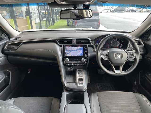 ホンダ インサイト EX 愛知県 2019(令1)年 6万km プラチナホワイトパール ホンダセンシング/純正８型SDナビ/レーダークルーズコントロール/シートヒーター/バックカメラ/パワーシート/コーナーセンサー/純正アルミホイール/ＥＴＣ２．０/ブラインドスポットモニター/LEDヘッドライト/パドルシフト/衝突軽減システム/フルセグ/CD/DVD/Bluetooth/ドライブレコーダー/ステアリングスイッチ/スマートキー/プッシュスタート