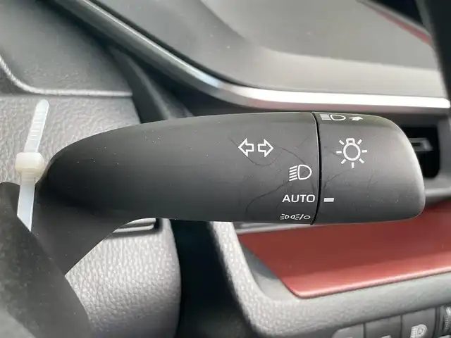 トヨタ プリウス Z 愛知県 2024(令6)年 1.5万km アティチュードブラックマイカ フルエアロ/純正12.3インチディスプレイオーディオナビ/フルセグTV/FM/AM/Miracast/パノラミックビューモニター/置くだけ充電/プリクラッシュセーフティ/レーダークルーズコントロール/レーンディパーチャーアラート/オートマチックハイビーム/ブラインドスポットモニター/トヨタチームメイト/LEDヘッドライト/オートライト/デジタルインナーミラー/合皮シート/パワーシート/シートヒーター/シートベンチレーション/シートメモリー/合皮巻きステアリングホイール/ステアリングヒーター/ステアリングスイッチ/電子パーキング/パワーバックドア/ビルトインETC2.0/コーナーセンサー/プッシュスタート/スマートキー/電動格納ミラー/ウインカーミラー/フロアマット