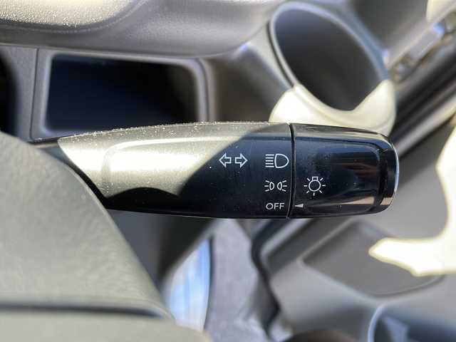 スズキ エブリイ PA 石川県 2019(令1)年 5.3万km シルキーシルバーメタリック /4WD//5速MT//社外メモリナビ//CD/DVD/SD/BT/フルセグ//ドライブレコーダー//ETC//ライトレベライザー //ルーフコンソールボックス//トランスファー//ABS//フロアマット//ドアバイザー//社外アルミ冬タイヤ積込