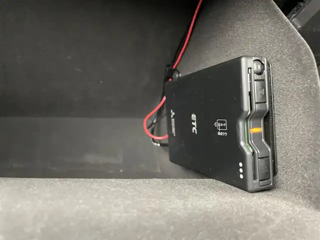 マツダ ＣＸ－５ XD スポーツアピアランス 福岡県 2023(令5)年 2.7万km ポリメタルグレーM 純正ＨＤＤナビ　/ＥＴＣ　/全方位カメラ　/ワイヤレス充電　/レーダークルーズコントロール　/レーンキープ　/コーナーセンサー　/前席シートヒーター　/ステアリングヒーター　/パワーシート　/パワーバックドア　/純正ＡＷ