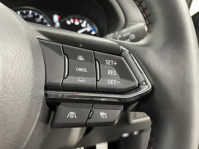 マツダ ＣＸ－５ XD スポーツアピアランス 福岡県 2023(令5)年 2.7万km ポリメタルグレーM 純正ＨＤＤナビ　/ＥＴＣ　/全方位カメラ　/ワイヤレス充電　/レーダークルーズコントロール　/レーンキープ　/コーナーセンサー　/前席シートヒーター　/ステアリングヒーター　/パワーシート　/パワーバックドア　/純正ＡＷ