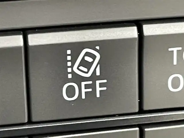 マツダ ＣＸ－５ XD スポーツアピアランス 福岡県 2023(令5)年 2.7万km ポリメタルグレーM 純正ＨＤＤナビ　/ＥＴＣ　/全方位カメラ　/ワイヤレス充電　/レーダークルーズコントロール　/レーンキープ　/コーナーセンサー　/前席シートヒーター　/ステアリングヒーター　/パワーシート　/パワーバックドア　/純正ＡＷ