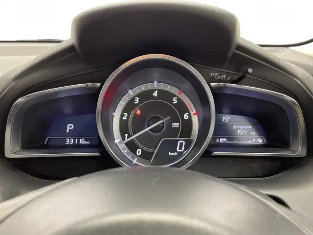 マツダ デミオ XD ツーリング Lパッケージ 栃木県 2015(平27)年 3.4万km ソウルレッドプレミアムメタリック ディーゼル/ターボ/純正ナビ/(CD/DVD/フルセグTV/Bluetooth/SD/USB)/バックカメラ/本革シート/衝突軽減ブレーキ/ETC/禁煙車/オートライト/LEDヘッドライト/パドルシフト/横滑り防止装置/フォグランプ/スマートキー/プッシュスタート/アイドリングストップ/ステアリングスイッチ/革巻きステアリング/ウィンカーミラー/電動格納ミラー/純正16インチアルミホイール/純正フロアマット