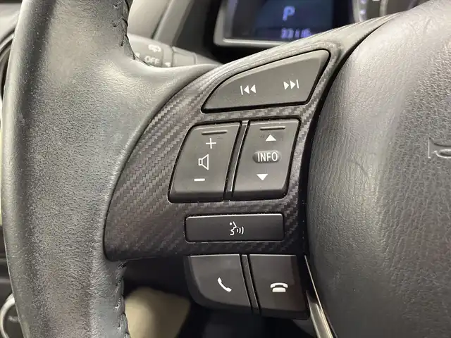 マツダ デミオ XD ツーリング Lパッケージ 栃木県 2015(平27)年 3.4万km ソウルレッドプレミアムメタリック ディーゼル/ターボ/純正ナビ/(CD/DVD/フルセグTV/Bluetooth/SD/USB)/バックカメラ/本革シート/衝突軽減ブレーキ/ETC/禁煙車/オートライト/LEDヘッドライト/パドルシフト/横滑り防止装置/フォグランプ/スマートキー/プッシュスタート/アイドリングストップ/ステアリングスイッチ/革巻きステアリング/ウィンカーミラー/電動格納ミラー/純正16インチアルミホイール/純正フロアマット