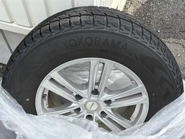 トヨタ ハイラックス Z 岩手県 2022(令4)年 2.1万km アティチュードブラックマイカ 禁煙車/4WD（切替）/ディーゼル/純正ナビ/→フルセグTV/Bluetooth/CD/DVD/FM/AM/バックカメラ/ステアリングスイッチ/横滑り防止装置/ダウンヒルアシストコントロール/コーナーセンサー/レーンキープアシスト/衝突軽減システム/オートライト/LDヘッドライト/フォグライト/〇プッシュスタート/〇電動格納ミラー/〇ウィンカーミラー/〇全席オートパワーウィンドウ/〇スマートキー/〇シガーソケット/〇ドアバイザー/〇取扱説明書/ETC/冬タイヤ社外アルミホイール車載