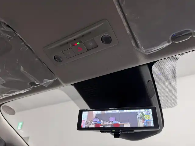 日産 セレナ e－パワー ハイウェイスター V 三重県 2025(令7)年 0.1千km プリズムホワイト 登録済未使用車/e-POWER/FF/インパネCVT/純正 12.3インチNissan Connectナビ*/（AM/FM/USB/iPod/TV/Bluetooth/HDMI/CarPlay/AndroidAuto）/11インチ 純正後席モニター*/アラウンドビューモニター（移動物検知機能付）/両側ハンズフリーオートスライドドア/ドライブレコーダー前後*/ETC2.0*/安全/・プロパイロット・緊急停止支援システム（SOSコール機能付）*/・エマージェンシーブレーキ/・衝突回避ステアリングアシスト/・LI（車線逸脱防止支援システム）＋LDW（車線逸脱警報）/・BSI（後側方衝突防止支援）＋BSW（後側方車両検知警報）/・RCTA（後退時車両検知警報）/・DA（ふらつき警報）/・踏み間違い衝突防止アシスト/・標識検知（進入禁止/最高速度/一時停止）/・フロント＆バックソナー/など/その他装備/・インテリジェントルームミラー*/・左右・後席独立オートエアコン/・オートライト/・LEDヘッドライト/・アダプティブLEDヘッドライト/・電動パーキングブレーキ/・ブレーキホールド/・USB充電ジャック（TYPE-Ax1、TYPE-Cx5）/・純正16inAW/・保/取/・スマートキーx2/など/*…OP