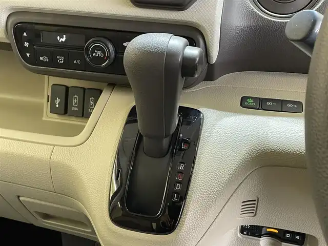 ホンダ Ｎ ＢＯＸ G L ホンダセンシング 岩手県 2019(平31)年 6.1万km ピーチブロッサムパール 4WD/左側パワースライドドア/ホンダセンシング/衝突軽減ブレーキ/誤発進抑制機能/路外逸脱抑制機能/アダプティブクルーズコントロール/車線維持支援システム/先行車発信お知らせ機能/標識認識機能/オートハイビーム/横滑り防止装置/アイドリングストップ/リヤロールサンシェード/チップアップリアシート/前席シートヒーター/純正ナビ/フルセグTV/バックカメラ/ETC/LEDヘッドライト/社外14インチアルミホイール/純正フロアマット