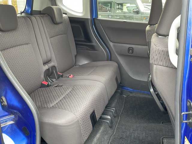 スズキ ソリオ HV MX 徳島県 2015(平27)年 6.9万km ブーストブルーパールメタリック 社外SDナビ　AVN-G04/（ラジオ/フルセグ/DISC）/ETC/純正15インチアルミホイール/片側電動スライドドア/アイドリングストップ/電動格納ミラー/社外フロアマット/ドアバイザー/ハロゲンヘッドライト/取扱説明書/新車時保証書