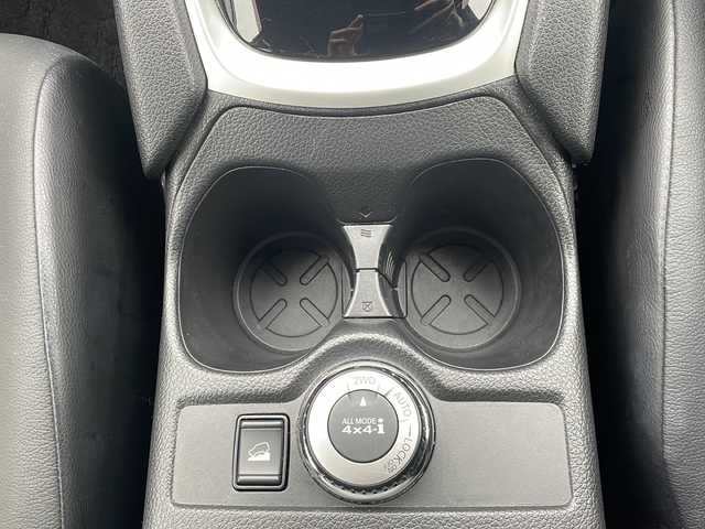 日産 エクストレイル 20Xi 岩手県 2019(平31)年 7.8万km ガーネットレッド ワンオーナー/純正9インチSDナビ/AM/FM/CD/DVD/Bluetooth/フルセグTV(キャンセラー有)/デジタルインナーミラー/パワーバックドア/純正オーディオ/バックカメラ/アラウンドビューモニター/ETC/レーダークルーズコントロール/衝突被害軽減ブレーキ/レーンキープアシスト/横滑り防止装置/アイドリングストップ/オートライト/LEDヘッドライト/フォグランプ/スマートキー/プッシュスタート/電動格納ミラー/純正18インチAW/純正フロアマット/ドアバイザー/禁煙車