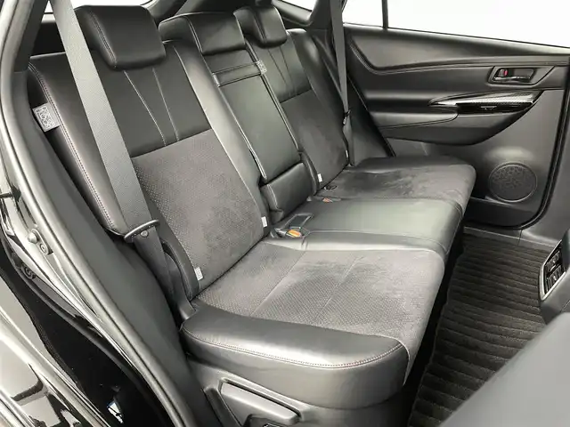 トヨタ ハリアー プログレス 福島県 2017(平29)年 5.3万km ブラック トヨタセーフティセンス/・衝突被害軽減システム/・車線逸脱防止機能/・コーナーセンサー/サンルーフ/純正9インチマルチナビ/・フルセグ/TV/BT/AD/AUX/USB/AM/FM/全方位カメラ/ACC/LEDオートライト/・フォグランプ/・オートハイビーム/ハーフレザーシート/・パワーシート/社外アルミホイール付きスタッドレスタイヤタイヤ/革ステアリング/・ステアリングリモコン/パワーゲート/電子パーキング/・ブレーキホールド/電動格納ミラー/・ウィンカーミラー/・オートミラー/アイドリングストップ/ATモード付MT/ETC2.0/ドラレコ/ドアバイザー/純正フロアマット/プッシュスタート/・スマートキー