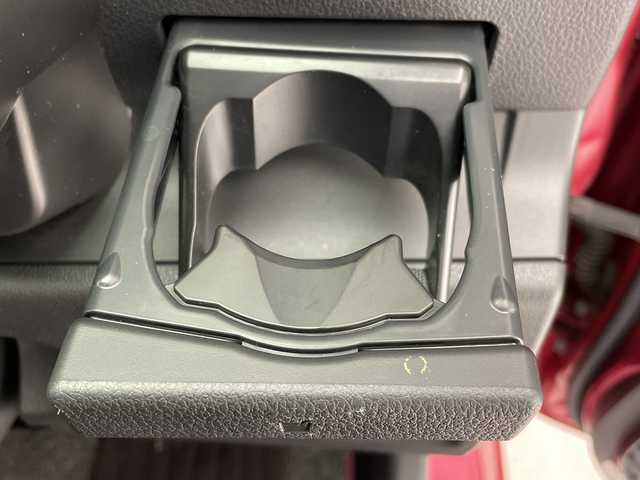 トヨタ パッソ モーダ　S 愛知県 2016(平28)年 1.4万km マゼンタベリーマイカM 衝突軽減システム/純正ナビ/バックカメラ/フルセグ/CD DVD/Bluetooth/コーナーセンサー/LEDヘッドライト/ステアリングスイッチ/スマートキー/プッシュスタート